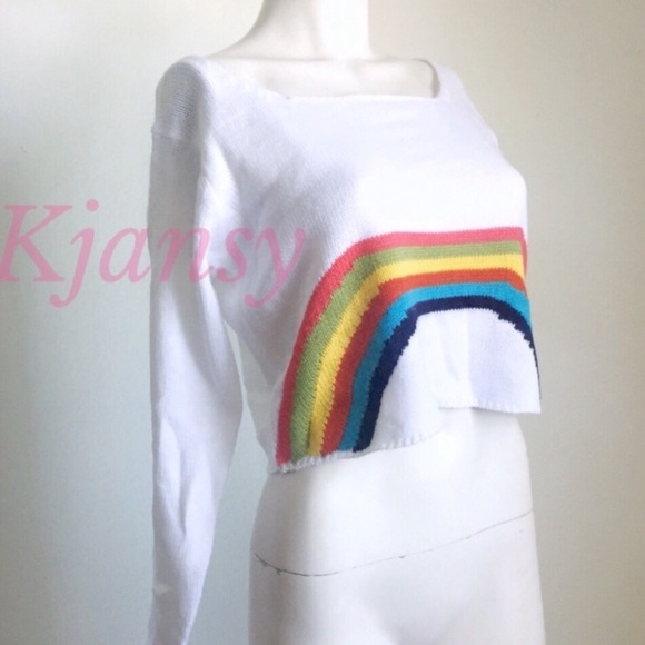 RESTOCKED! 5⭐️ CROPPED RAINBOW SWEATER - Picture 4 of 6